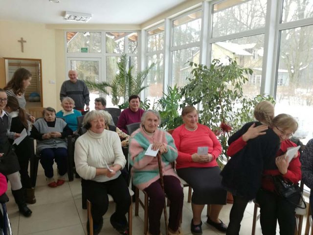 Dzień Babci i Dziadka - odwiedziny dzieci z SP2